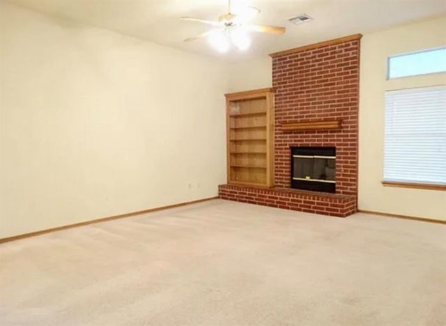 8812 NW 85th Place, Oklahoma City, OK 73132