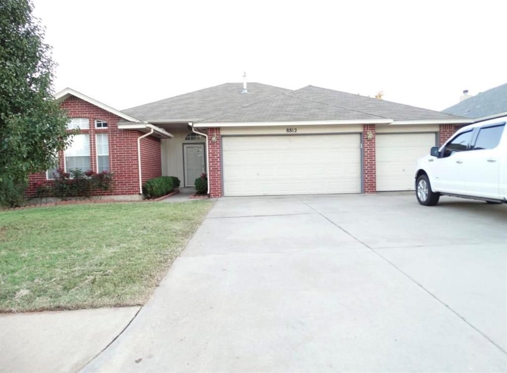 8812 NW 85th Place, Oklahoma City, OK 73132