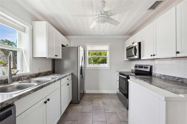 113 W NOBLE AVENUE, Bushnell, FL 33513