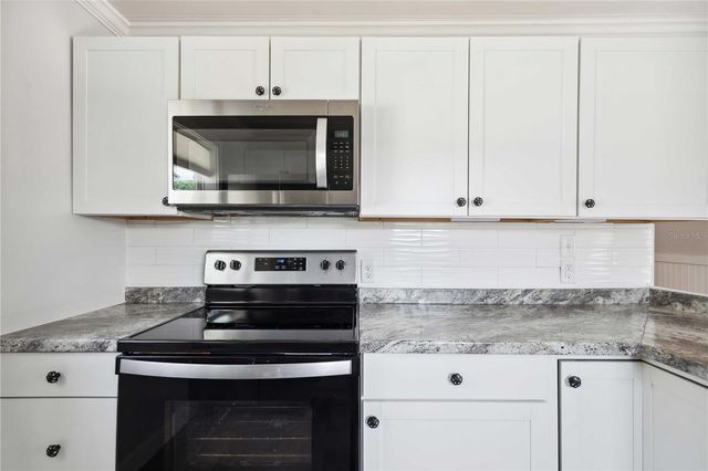 113 W NOBLE AVENUE, Bushnell, FL 33513