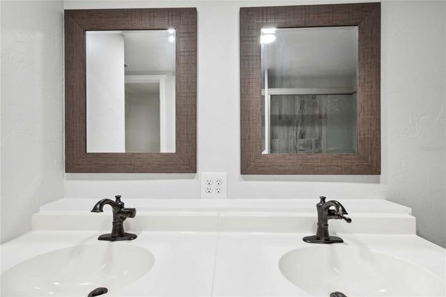 113 W NOBLE AVENUE, Bushnell, FL 33513