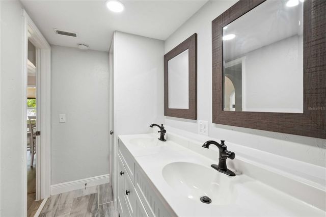 113 W NOBLE AVENUE, Bushnell, FL 33513