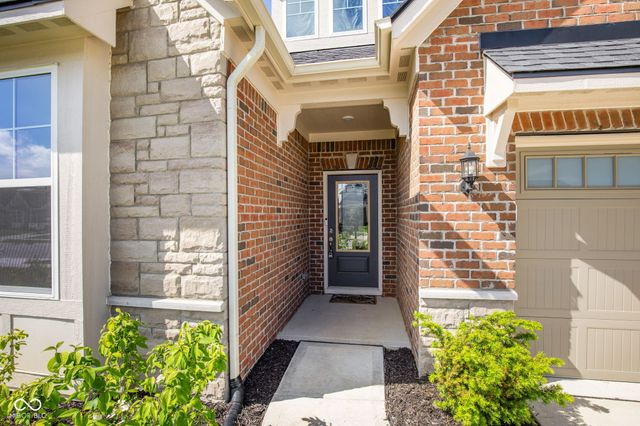 8394 Paxton Drive, Brownsburg, IN 46112
