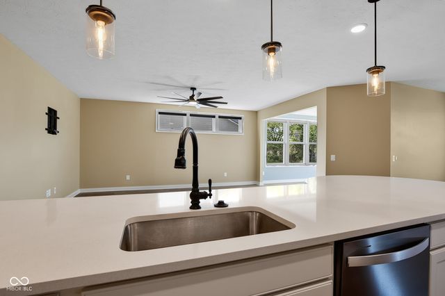 8394 Paxton Drive, Brownsburg, IN 46112