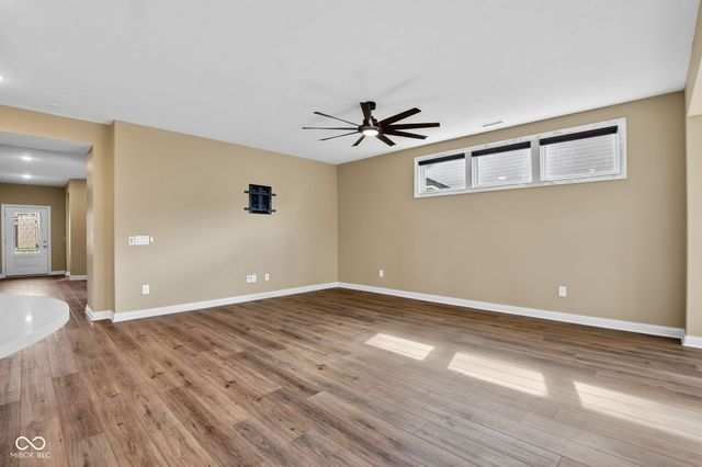 8394 Paxton Drive, Brownsburg, IN 46112