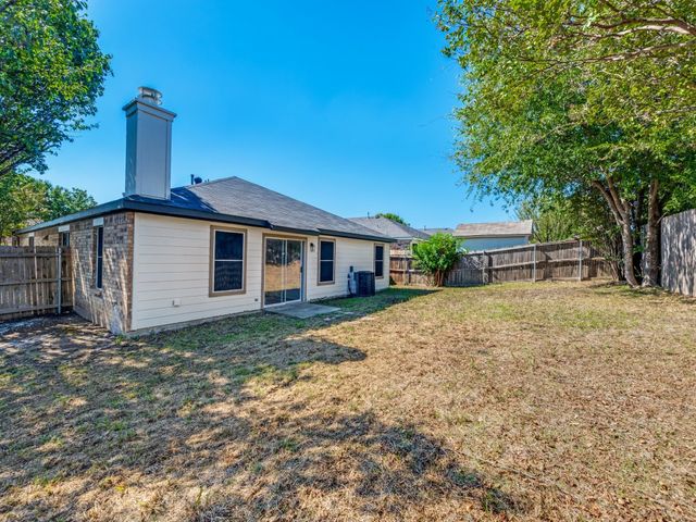 1309 Dundee Drive, Arlington, TX 76002