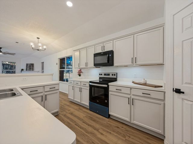 1309 Dundee Drive, Arlington, TX 76002
