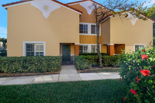 127 Yacht Club Way 111, Hypoluxo, FL 33462