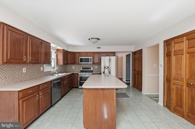 962 MUSKET DR, Lansdale, PA 19446