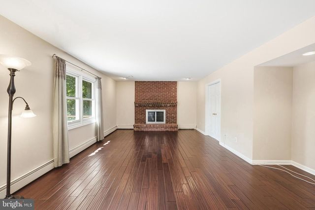 962 MUSKET DR, Lansdale, PA 19446