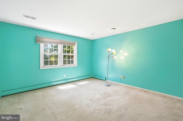 962 MUSKET DR, Lansdale, PA 19446