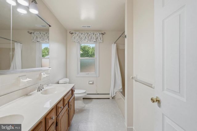 962 MUSKET DR, Lansdale, PA 19446
