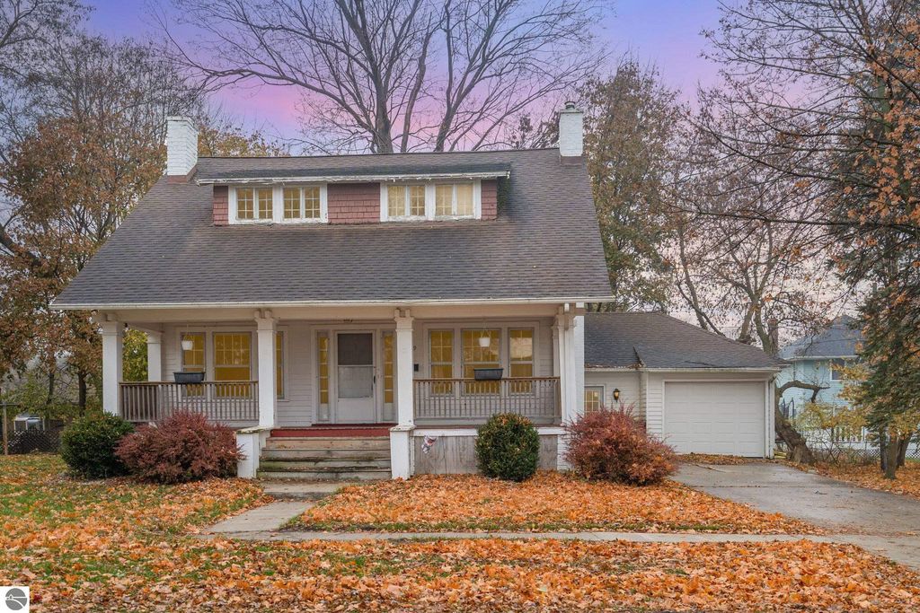 Image 26 of property listing at 739 California Street, Alma, MI 48801