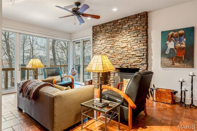 2236 S Konstanz Drive, Innsbrook, MO 63390