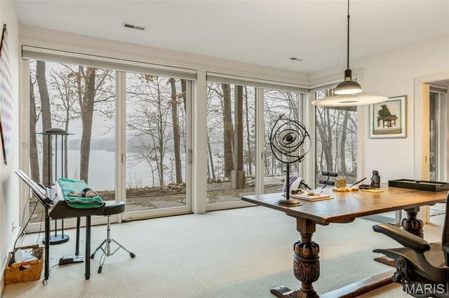 2236 S Konstanz Drive, Innsbrook, MO 63390