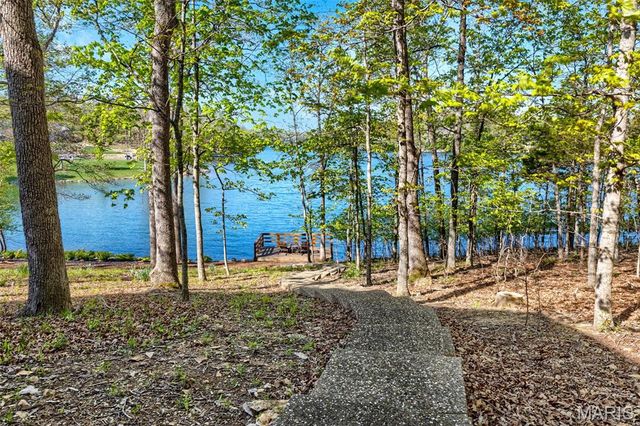 2236 S Konstanz Drive, Innsbrook, MO 63390