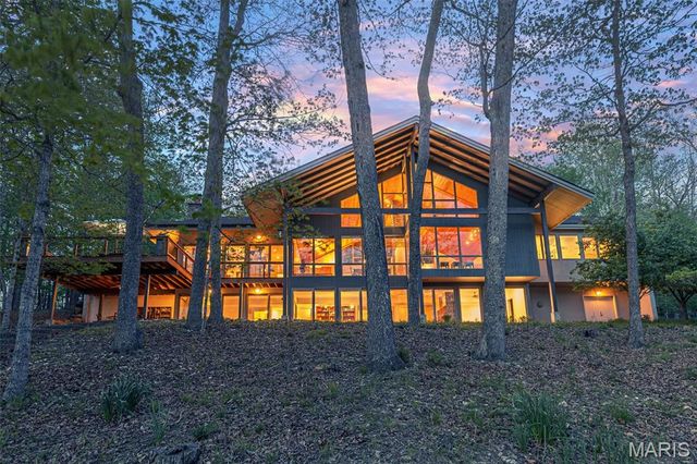 2236 S Konstanz Drive, Innsbrook, MO 63390