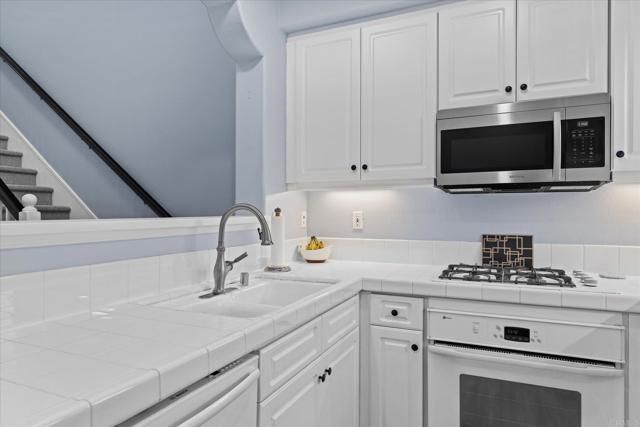 1174 Caprise Drive, San Marcos, CA 92078