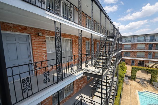 8401 N New Braunfels Ave Apt 213A, San Antonio, TX 78209