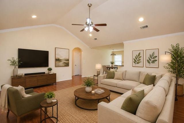 231 S Lantana Circle, Sealy, TX 77474