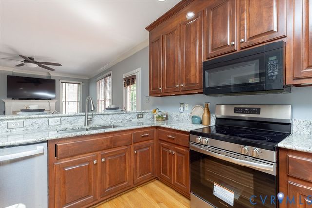 4329 Village Creek Dr, Chesterfield, VA 23831