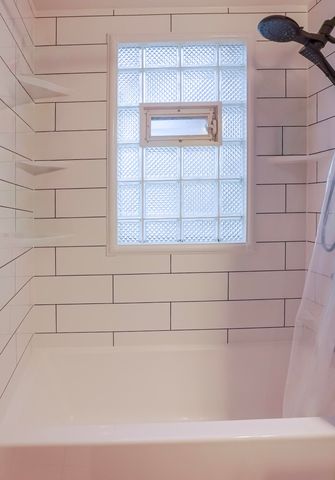 141 N Dwiggins Street, Griffith, IN 46319