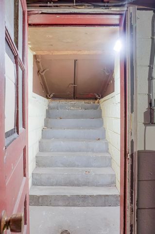 141 N Dwiggins Street, Griffith, IN 46319