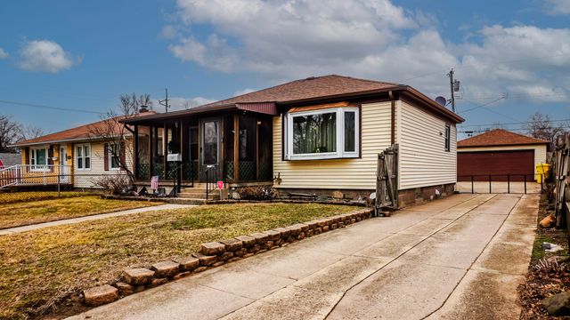 141 N Dwiggins Street, Griffith, IN 46319