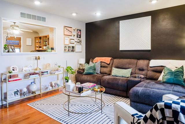 141 N Dwiggins Street, Griffith, IN 46319