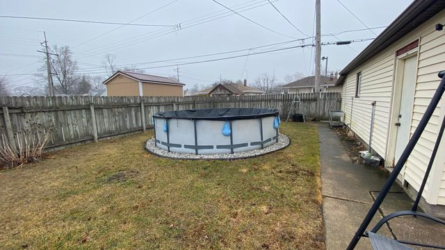 141 N Dwiggins Street, Griffith, IN 46319