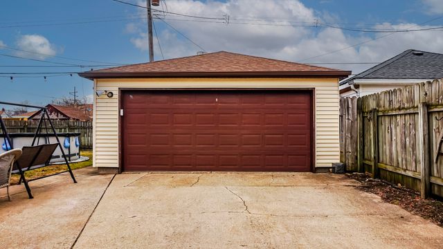 141 N Dwiggins Street, Griffith, IN 46319