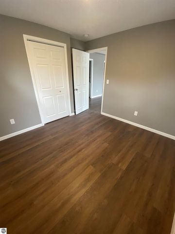 7228 B S M-88, Bellaire, MI 49615