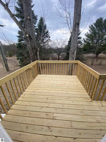 7228 B S M-88, Bellaire, MI 49615