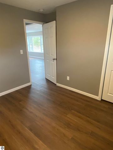 7228 B S M-88, Bellaire, MI 49615