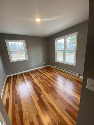 7228 B S M-88, Bellaire, MI 49615