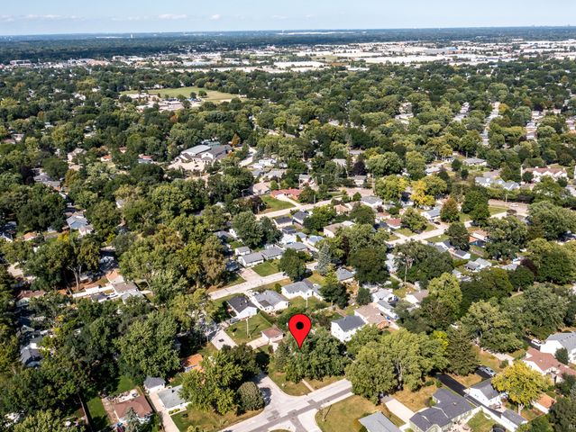 401 Division Street, St. Charles, IL 60174