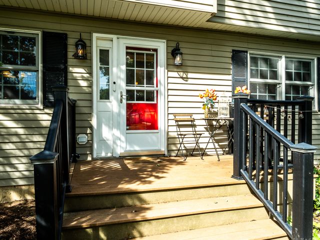 401 Division Street, St. Charles, IL 60174