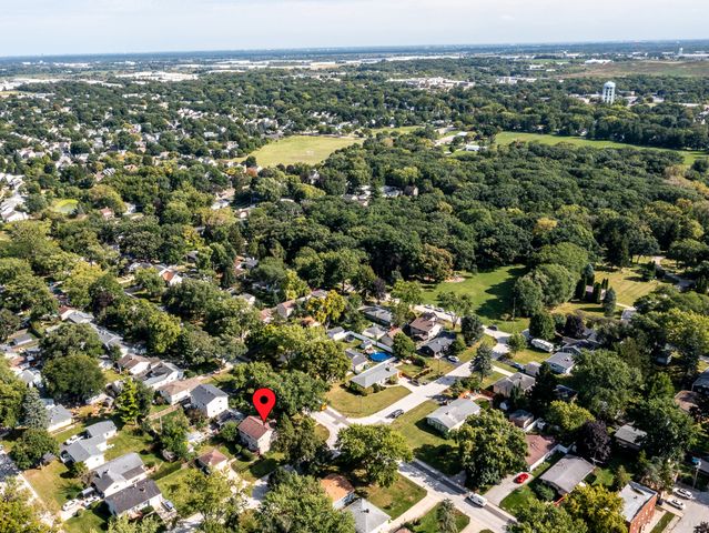 401 Division Street, St. Charles, IL 60174