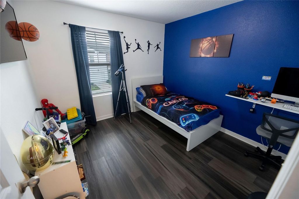 Image 21 of property listing at 844 GRANDIN STREET, Davenport, FL 33897