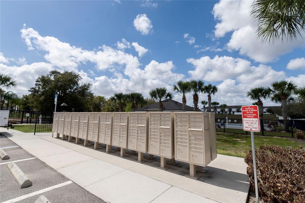 Image 41 of property listing at 844 GRANDIN STREET, Davenport, FL 33897