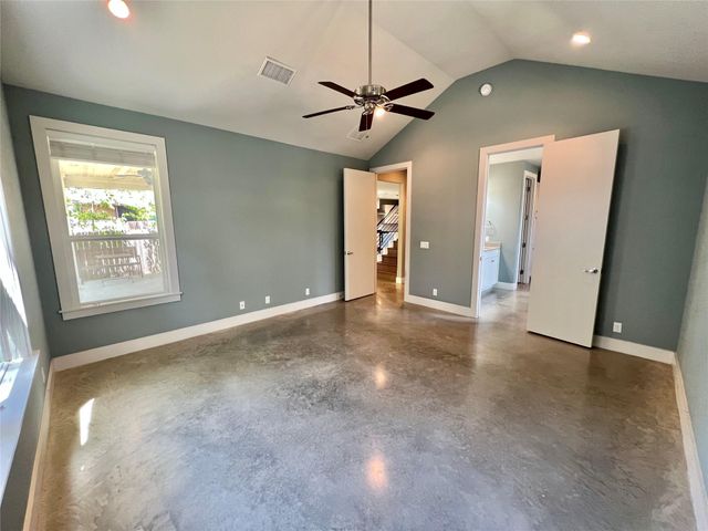 5402 Avenue F A, Austin, TX 78751