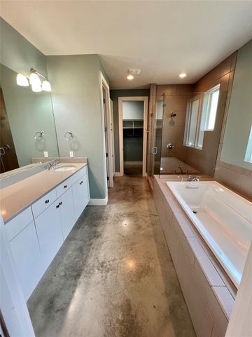 5402 Avenue F A, Austin, TX 78751