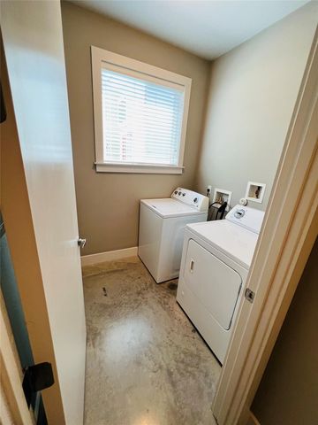 5402 Avenue F A, Austin, TX 78751