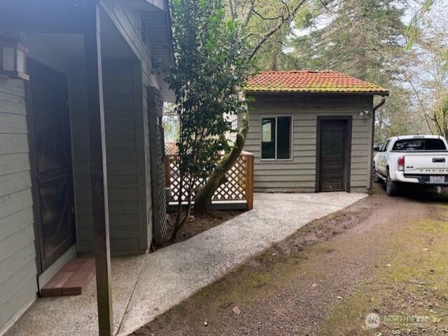 2560 NW Canal View Way, Poulsbo, WA 98370