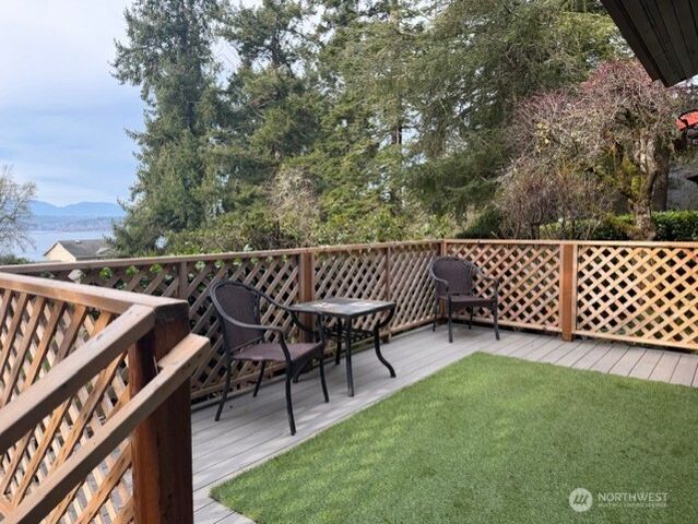 2560 NW Canal View Way, Poulsbo, WA 98370