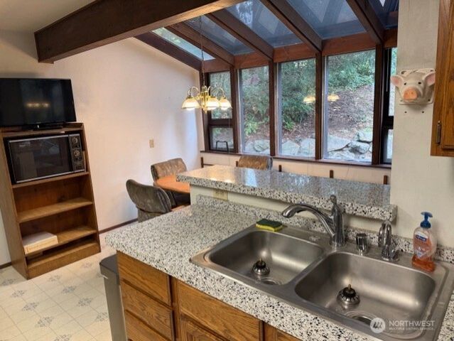 2560 NW Canal View Way, Poulsbo, WA 98370