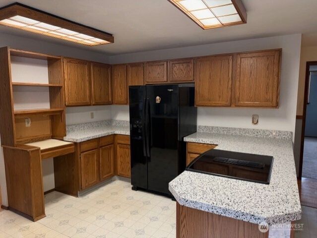 2560 NW Canal View Way, Poulsbo, WA 98370