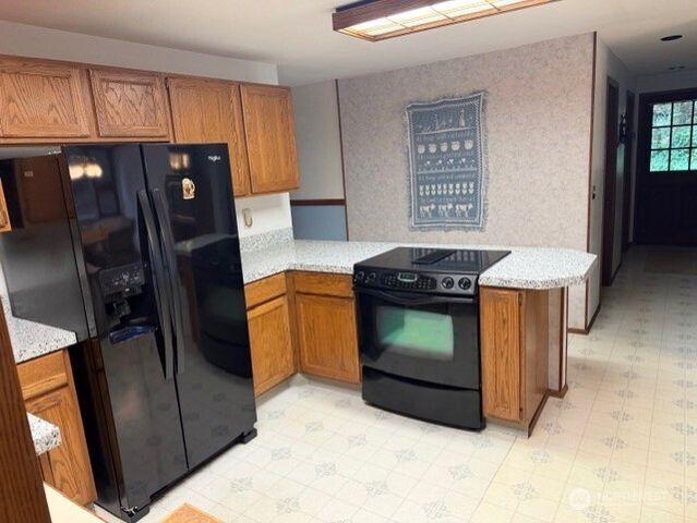 2560 NW Canal View Way, Poulsbo, WA 98370