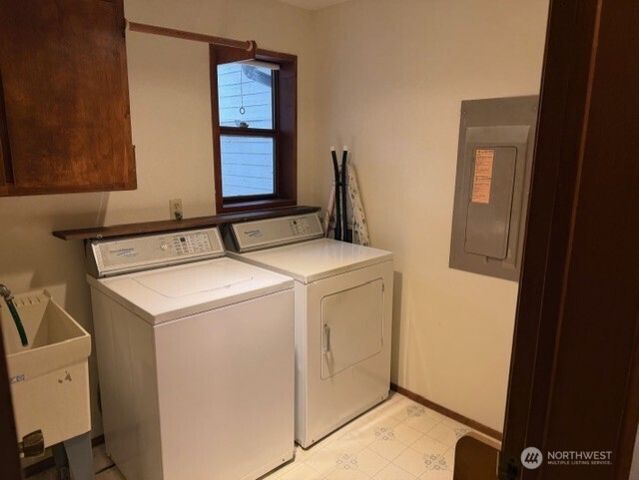 2560 NW Canal View Way, Poulsbo, WA 98370