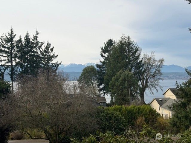 2560 NW Canal View Way, Poulsbo, WA 98370
